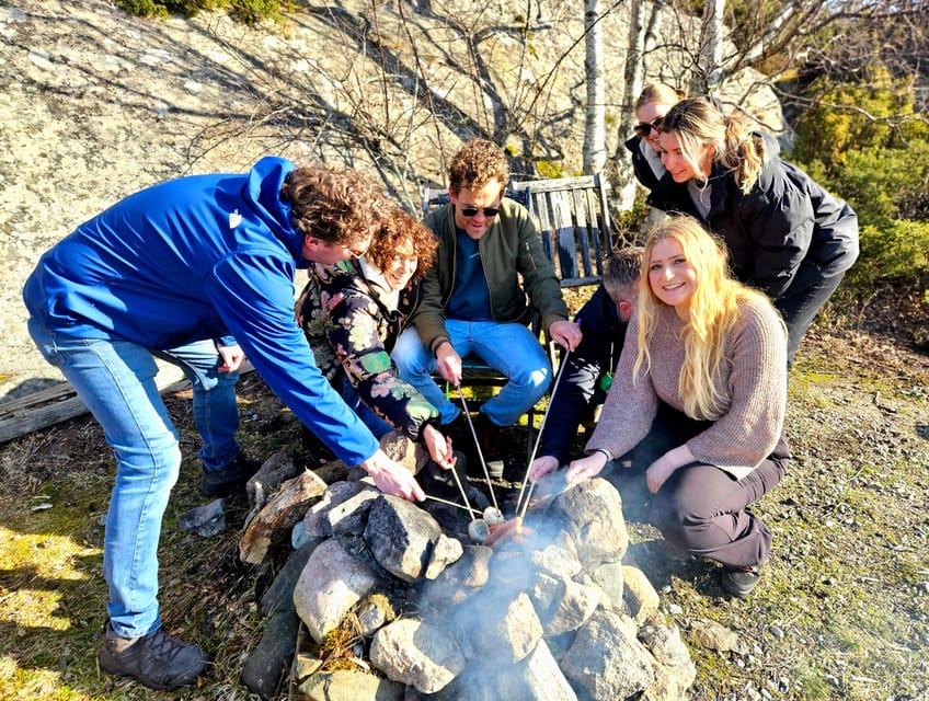 From Stockholm: Archipelago Hike to Landsort Lighthouse - Hiking Öja for about 11 kilometers