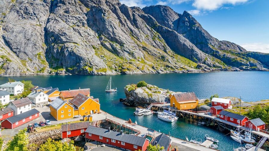 From Svolvær: Reine & Å Lofoten West Island Full Day Tour - Who will enjoy this most?