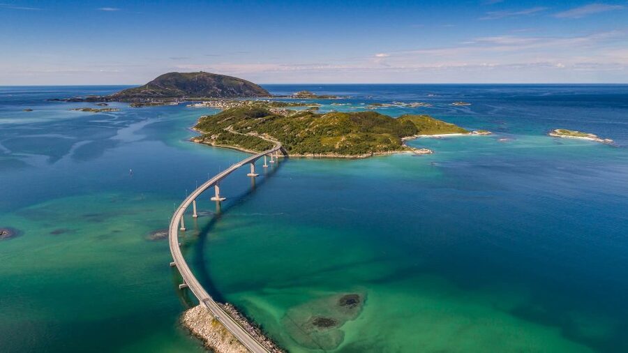 From Tromsø: Arctic Wildlife & Fjord Sightseeing Tour by Car - Key points at a glance