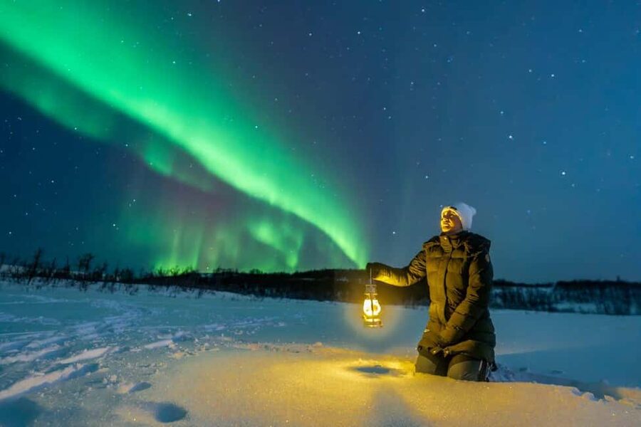 From Tromsø: Aurora Minibus Chase with Portrait and Hot Meal - Portrait photos are a real part of the value