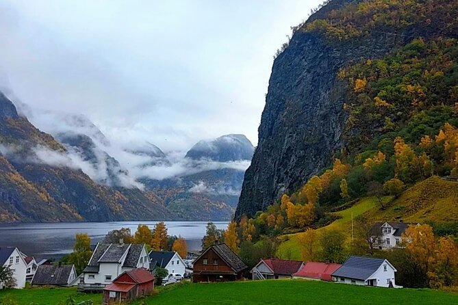 Full Day Private Tour to Flam with Pick Up - Forty-Five Minutes in Flåm