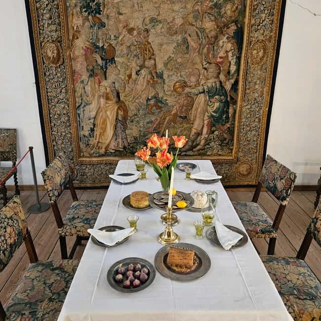 Full-Day Tour; Castle, Palace, Cathedral and Viking Ships - Who will enjoy this day most