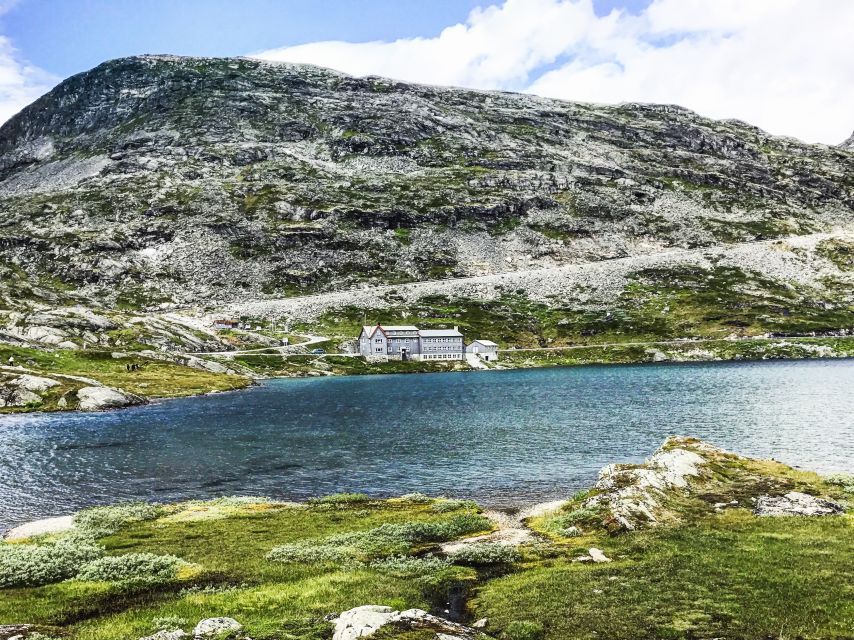 Geiranger: Dalsnibba, Flydalsjuvet, Eagle Bend & Fjords Tour - Key points