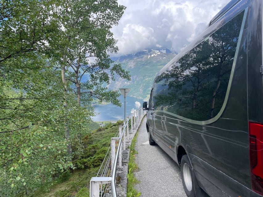 Geiranger Dalsnibba: mini bus tour - Key points at a glance