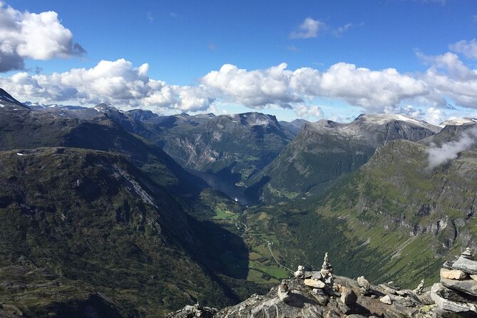 Geiranger: Excursions.no Mount Dalsnibba & Eagle's Bend - Flydalsjuvet gives you the classic Geiranger photograph
