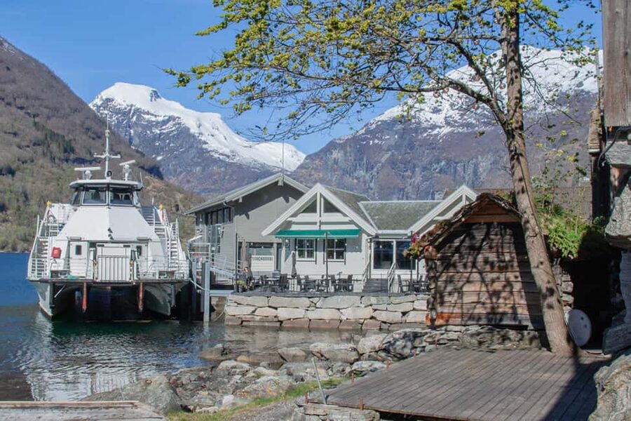 Geiranger Fjord Tour from Hellesylt (2 hours in Geiranger) - How to make the most of four hours