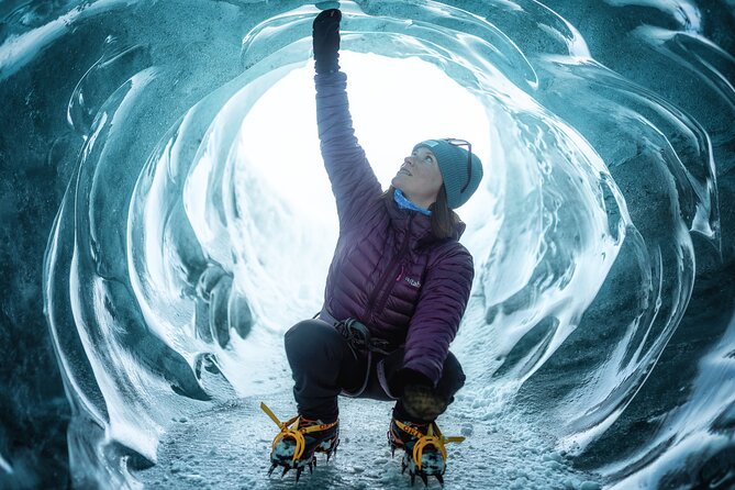 Glacier and Ice Cave Private Photoshoot - 15 Shot Photo Package - Weather, cancellation, and simple planning notes