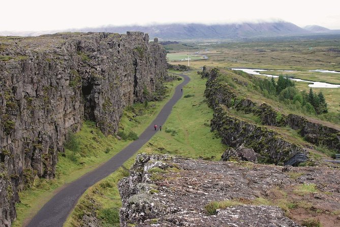 Golden Circle 7 Hours Bus Tour from Reykjavik - Gullfoss: the powerful final sight