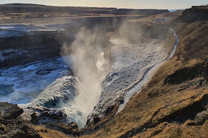 Golden Circle and Kerid Volcanic Crater Small-Group Day Tour - The ride home through Hveragerði