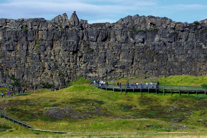 Golden Circle Day Trip with Fridheimar Greenhouse visit from Reykjavik - Who will enjoy this tour most?