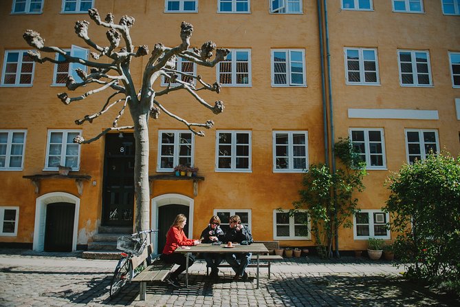 Good Morning, Copenhagen: Feel The Danish Hygge & Happiness - Pistolstræde and the Danish flødeboller