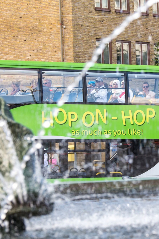 Gothenburg: City Sightseeing Hop-On Hop-Off Bus Tour - Start at Stora Teatern and get your bearings