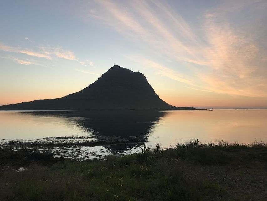 Grundarfjörður: Midnight Sun Kayaking Adventure - The two-hour paddle toward Seal Skerry