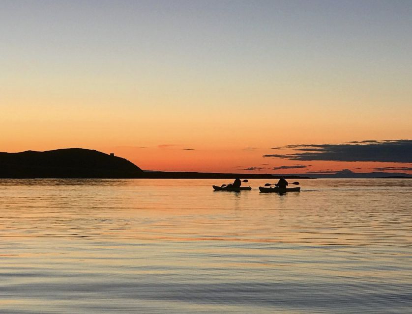 Grundarfjörður: Midnight Sun Kayaking Adventure - Starting beside the shore in Grundarfjordur