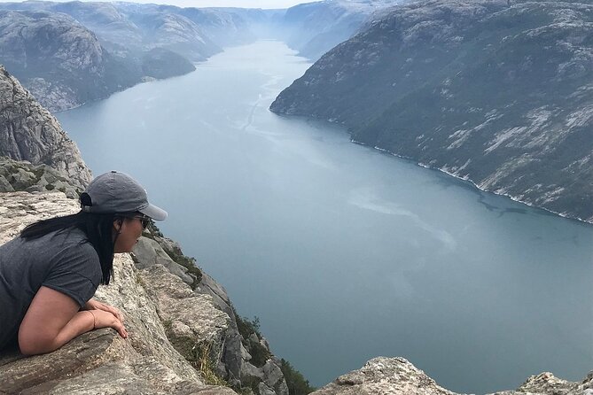 Guided hike to Pulpit Rock Preikestolen - The descent, alternative routes, and return transport