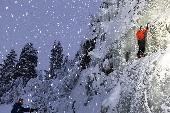 Guided Ice Climbing Activity in Pyhä - Bonfire and hot berry drinks keep the cold manageable