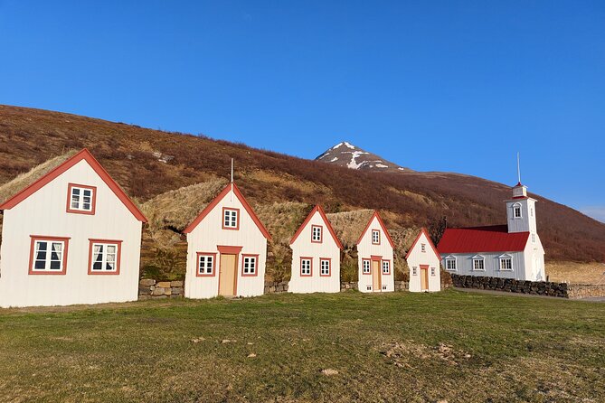 Half-Day Combo Tour to Goðafoss, Laufas and The Christmas House - Goðafoss, the waterfall that earns the headline
