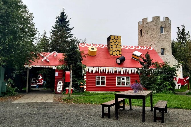 Half-Day Combo Tour to Goðafoss, Laufas and The Christmas House - The guides make a real difference