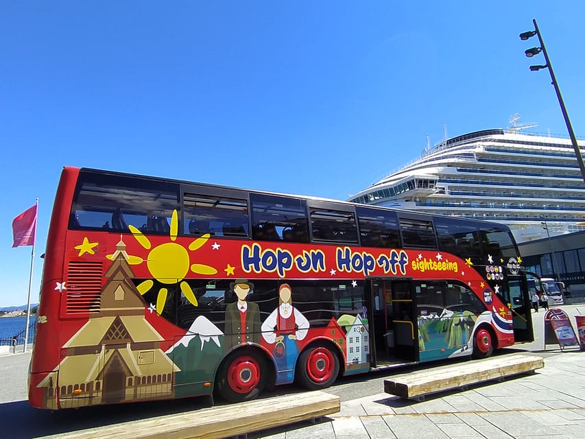 Haugesund: 1-Day Hop-On Hop-Off Sightseeing Bus Ticket - Haugesund City Hall and the center