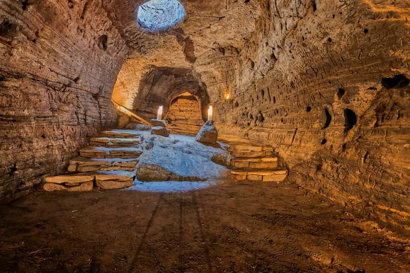 Hella: Guided Tour of Ancient Man-Made Caves - Why the guide matters more than the caves alone