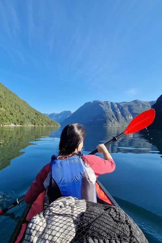 Hellesylt: Beginner-Friendly Fjord Kayaking Experience - Starting beside Hellesylt’s famous movie jump