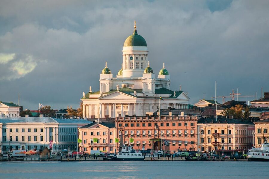 Helsinki: Architectural Highlights Guided Walking Tour - From Jugend interiors to Esplanadi