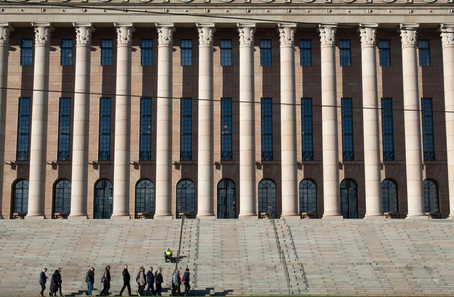 Helsinki: Architectural Highlights Guided Walking Tour - Sanomatalo and the new Helsinki