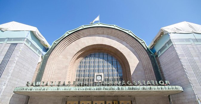 Helsinki architecture tour with a city planner - Key points about Helsinki’s architecture walk