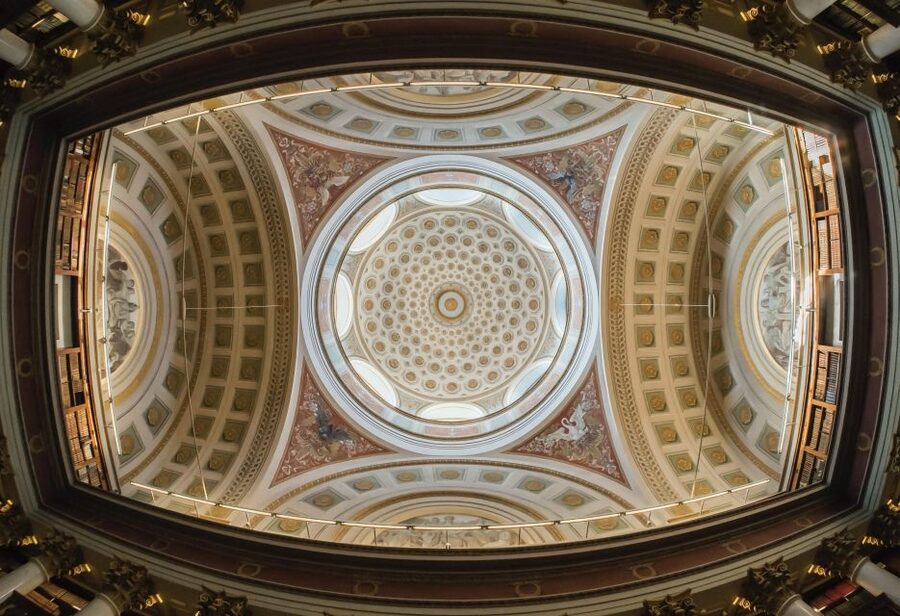Helsinki: Architecture Walking Tour with Expert - JugendHall and the decorative Art Nouveau turn