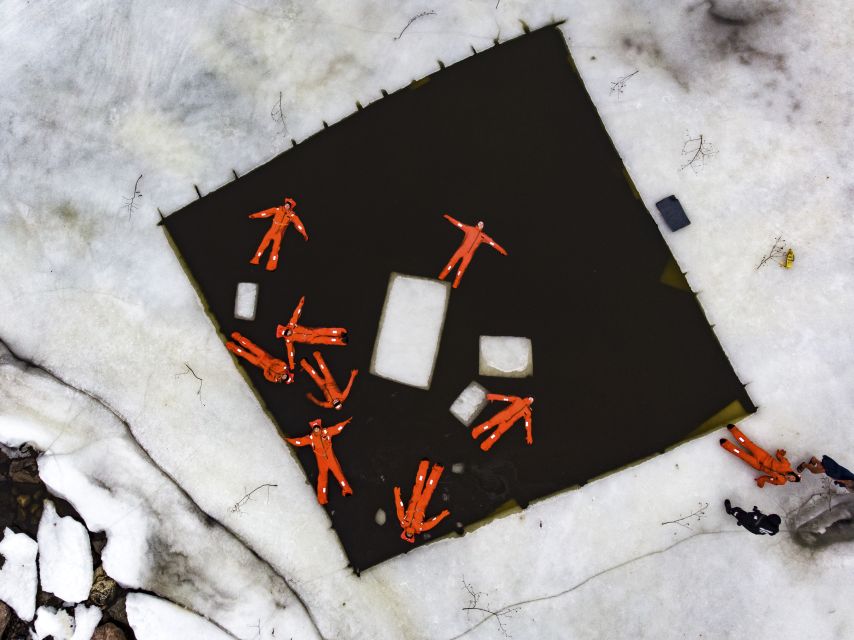 Helsinki: Arctic Ice Experience with Lunch - A short trail and a lesson in island life