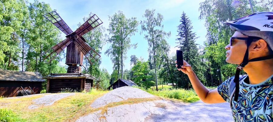 Helsinki: Bike or E-Bike Tour, BBQ, Sauna, Parks, and Forest - Starting at Huopalahti, with an easy train connection