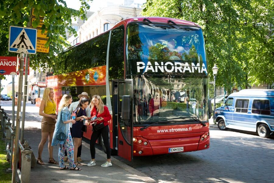 Helsinki: Bus Tour with Audio Guide - Senate Square, Market Square, and the waterfront