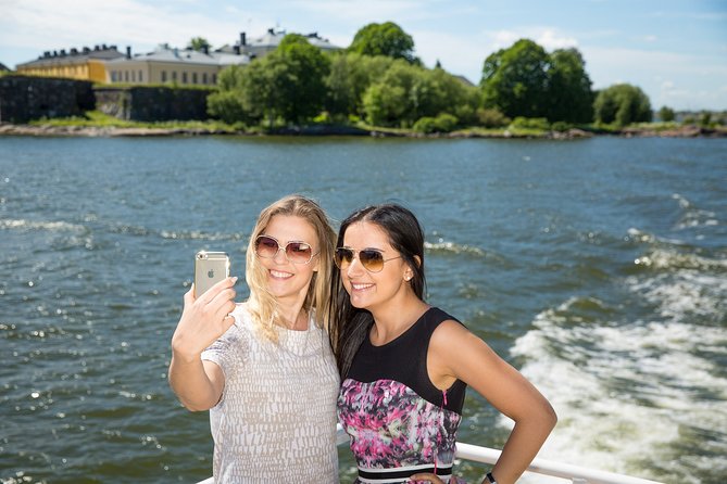 Helsinki Canal Cruise - Entering Degerö Canal