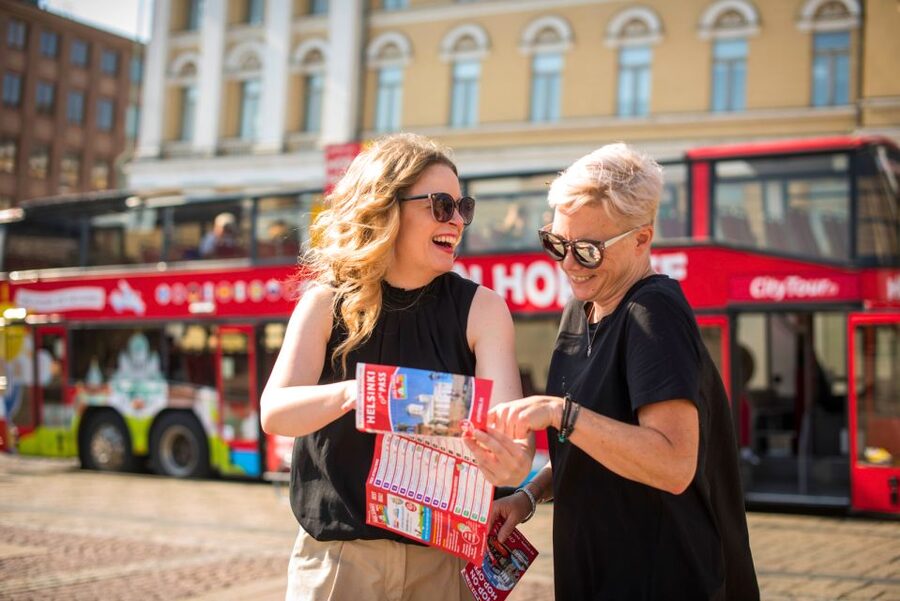 Helsinki: Hop-On Hop-Off Bus and Sightseeing Boat Tour - Starting at stop 1 in Helsinki’s historic center