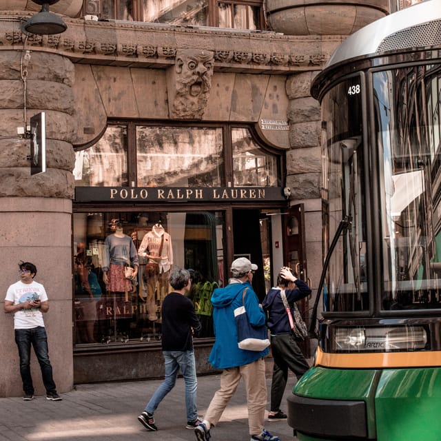 Helsinki: Tram Tour - Kaivopuisto brings parks and sea air