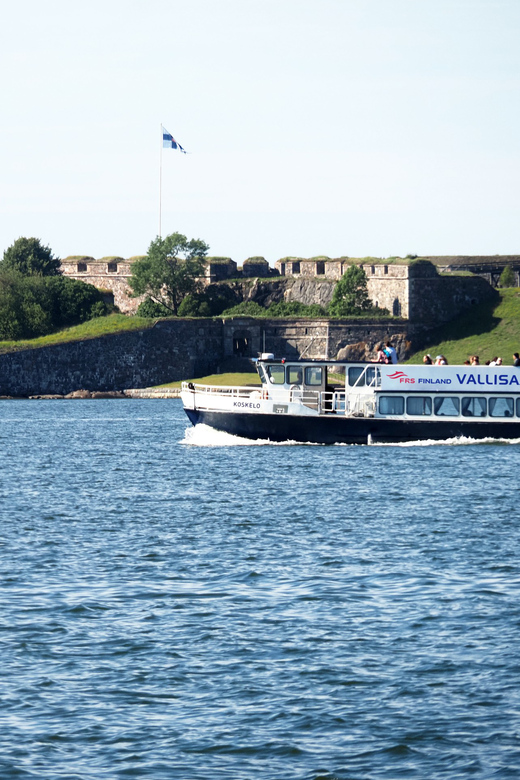 Helsinki: Vallisaari Fortress Island Ferry Ticket - Cafes, Snacks, and a Pause by the Water