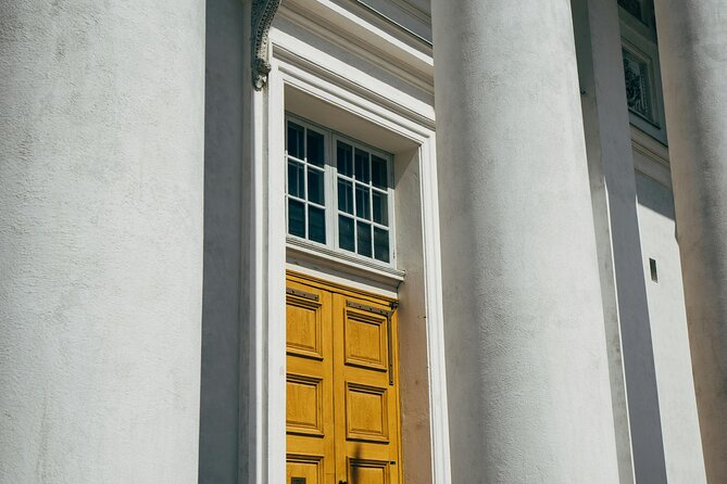 Helsinki Walking Tour With a Sociologist - Kiasma, Lasipalatsi, and modern Helsinki