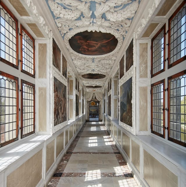 Hillerød: Frederiksborg Castle Entry Ticket - The romantic garden, Bath House Castle, and Countess Danner’s cabin