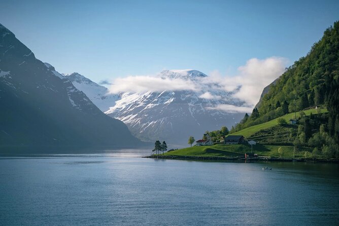 Hjørundfjord Fjord Tour Roundtrip from Ålesund - The small communities of Trandal, Sæbø, and Urke