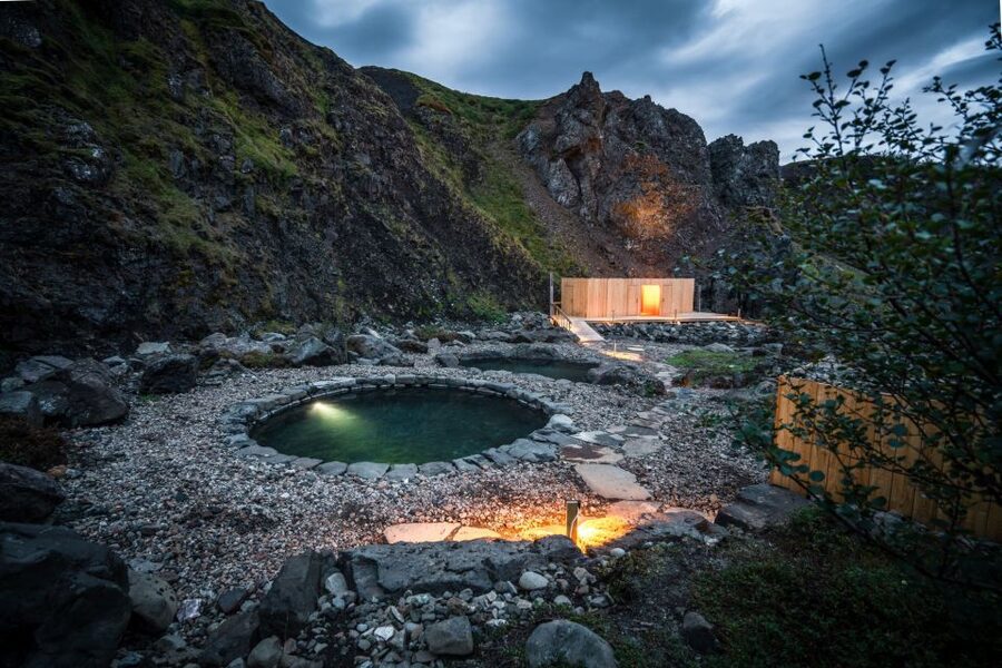 Husafell: Canyon Baths Soak with Short Highlands Hike - How this compares with a bigger Iceland bathing stop