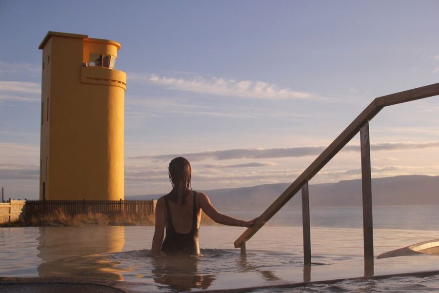 Husavik: GeoSea Geothermal Baths Entrance Ticket - A practical swim-up bar