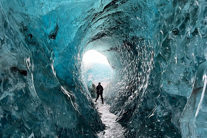 Ice Exploration Tour from the Glacier Lagoon - Why the guide makes such a difference