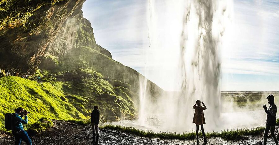 Iceland: Full-Day South Coast, Black Beach & Waterfalls Tour - Why this south coast route works so well