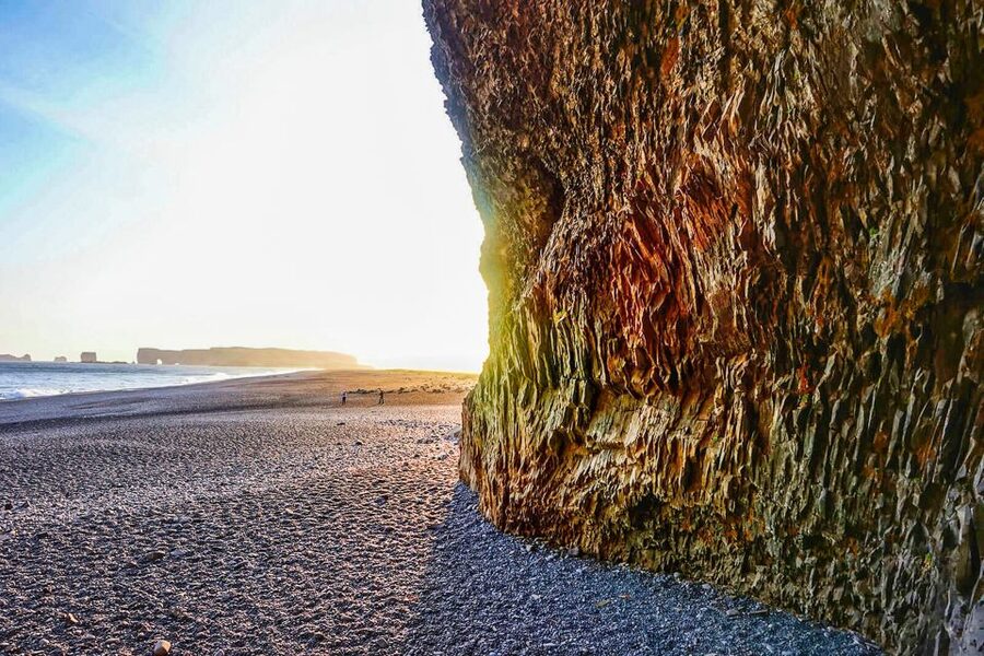 Iceland: Full-Day South Coast, Black Beach & Waterfalls Tour - An hour in Vík for lunch and a reset