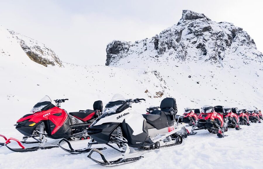 Into the Glacier: Snowmobile + Langjökull Ice Tunnel Combo - Reaching Langjökull by glacier vehicle