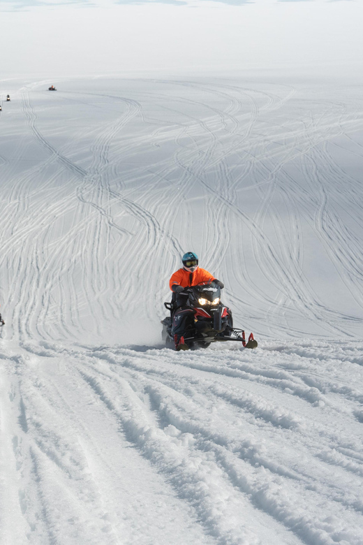 Into the Glacier: Snowmobile + Langjökull Ice Tunnel Combo - Pairing up on the snowmobile