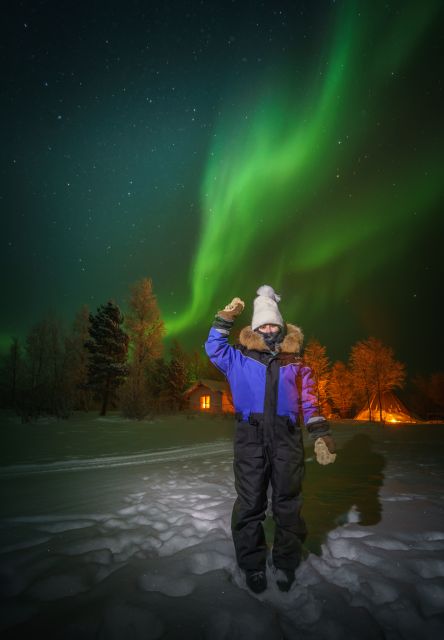 Ivalo: Lake Inari Northern Lights Tour w/ Reindeer & Dinner - Tina and Tapio’s island camp on Lake Inari
