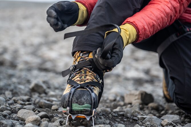 Jökulsárlón: Blue Ice Cave and a Long Glacier Hike - Why this is more than a blue ice cave visit