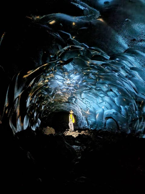 Jökulsárlón: Blue Ice Cave Tour and Glacier Walk - What the $242 price includes