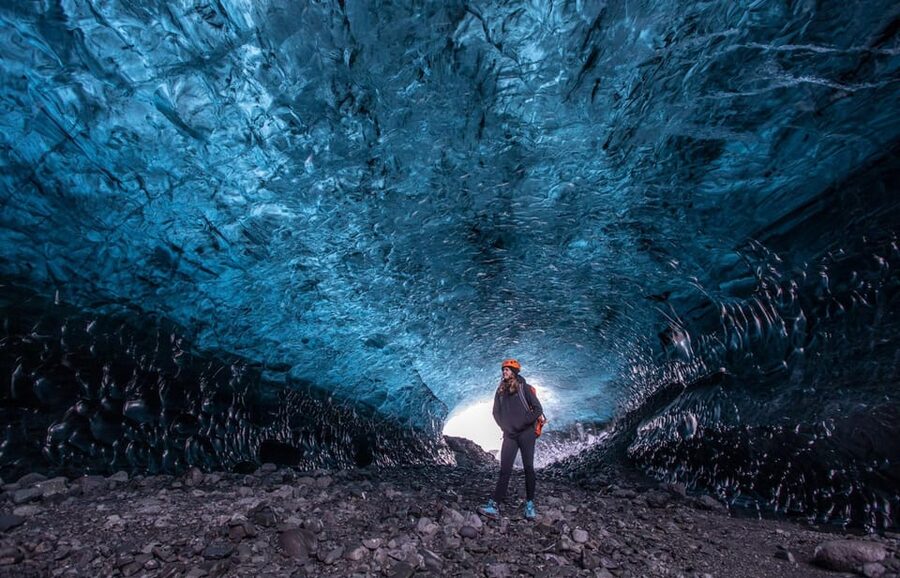 Jökulsárlón: Crystal Ice Cave Super Jeep Tour - What the ice cave may look like